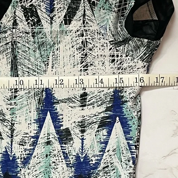 EleVen by Venus Williams short sleeve top, size XS - Picture 7 of 8